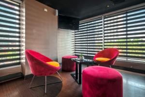 CROWN PRINCE Hotel Surabaya Managed by Midtown Indonesia