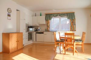 Haus Lenz Ferienwohnungen - Fam Ostermann