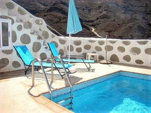 Las Casillas de Tasarte by Villas Rivero