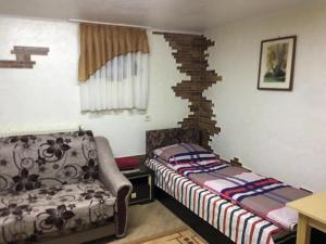 Twin Room room in Hotel Rafinad