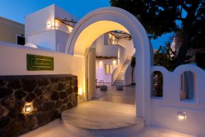 Emerald Collection Suites Santorini Greece