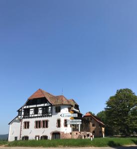 Appartements Logis Du Haut-Koenigsbourg : photos des chambres