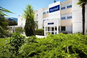 Hotels Kyriad Toulon Est Hyeres La Garde : photos des chambres