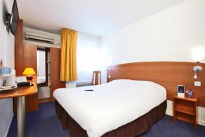 Kyriad Toulon Est Hyeres La Garde