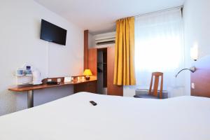 Hotels Kyriad Toulon Est Hyeres La Garde : photos des chambres