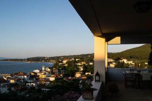 Luxury Hilltop Villa 200m from the Beach Evia Greece