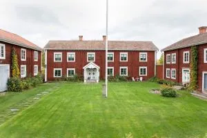 Hofra Bed & Breakfast - Njurundabommen