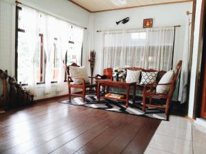Green Riverside Homestay