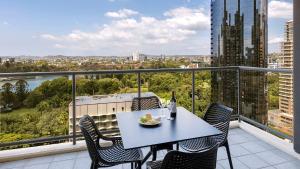 Oaks Brisbane on Margaret Suites