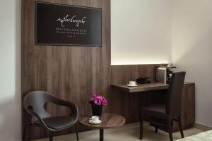 Deluxe Double or Twin Room room in Michelangelo Grand Hotel
