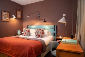 Classic Double Room - Les Pop room in Hôtel Artus