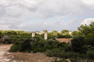 Batería Militar de Llucalari, Camí de Llucalari, 07730 Alaior, Illes Balears, Spain.