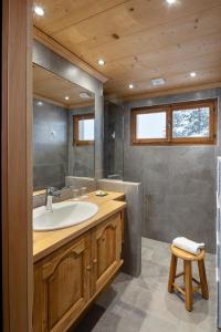 Hotels Chalet-Hotel Neige et Roc, The Originals Relais (Hotel-Chalet de Tradition) : photos des chambres