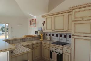 Spacious and bright flat Downtown and Beaches - Swimming Pool