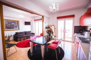 Deluxe Apartment room in Luxury Suites