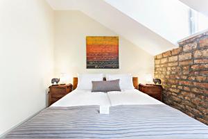 SuperB Luxury Suites