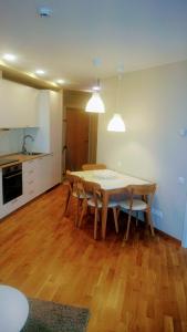 Naglio apartamentai Elija