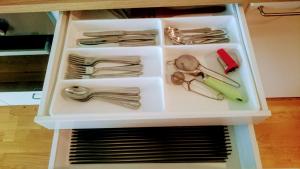 Naglio apartamentai Elija