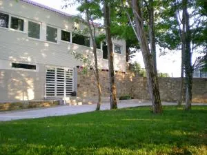 PR阿贝塔莉亚酒店 - A Angueira de Suso