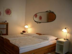 Freundliches Apartment mit Innenhof-Garten