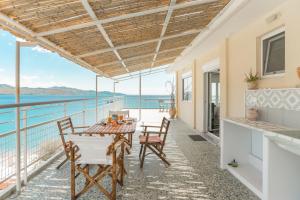 Seafront Penthouse LEO Messinia Greece