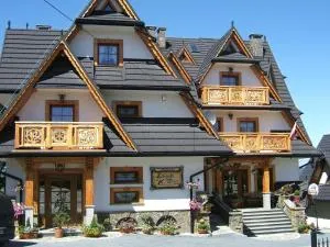 Pensjonat Zbójecki Dwór - blisko basenów termalnych i szlaków górskich - ostatnie wolne pokoje na weekend majowy - 穆扎希赫尔