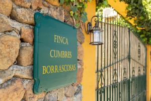 Hanami Finca Cumbres Borrascosas