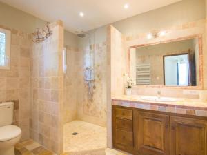 Maisons de vacances Holiday Home Bezert by Interhome : photos des chambres