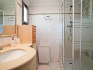 Apartment DMS IV-1 by Interhome