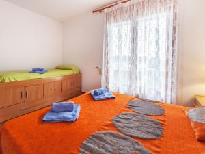 Holiday Home Eva by Interhome