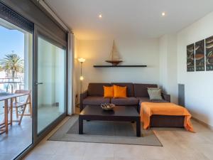 Apartment Del Port-5 by Interhome