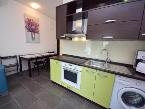 Apartment Molo Lozna-6 by Interhome