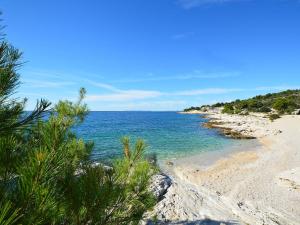 Holiday Home Mira by Interhome 