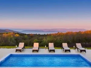 Holiday Home Bura by Interhome - Hrvatini