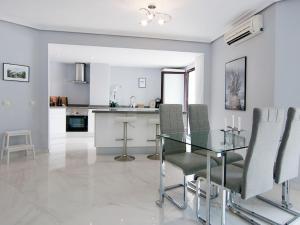 Apartment La Maestranza by Interhome