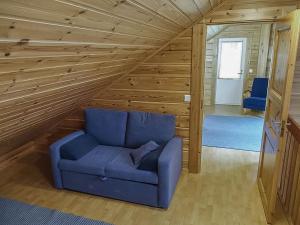 Holiday Home Aallotar kuiskaus by Interhome