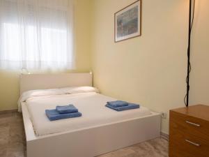 Apartment Vila Olímpica- Sant Martí - Sardenya by Interhome