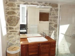 Maisons de vacances Holiday Home La Rodiere by Interhome : photos des chambres