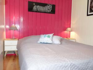 Chalets Chalet Le Bois d'Amour by Interhome : photos des chambres