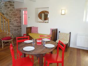 Maisons de vacances Holiday Home La Rodiere by Interhome : photos des chambres