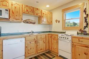 Ptarmigan Mountain 202 Condo