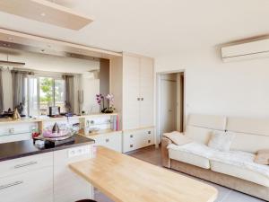 Apartment Mas de la Madrague-10 by Interhome