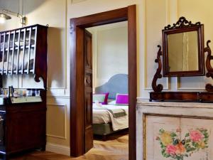 Apartment Santa Croce-2 by Interhome