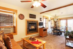 One-Bedroom Apartment room in Little Matterhorn 17A Condo