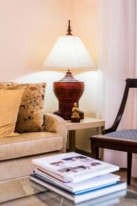 Flisvos Seafront-Marina apartment