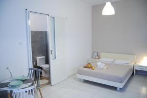 Galini Rooms & Apartments Syros Greece