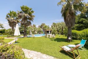 Coconut & Vanilla & Pineapple Pool Apartments #FeelsLikeHome