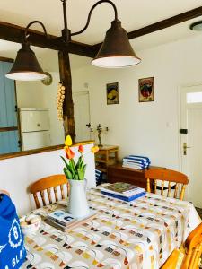 Maisons de vacances La Blatiere French Cottages : photos des chambres