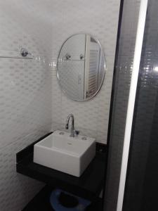 Casa com piscina e churrasqueira em Iguaba grande