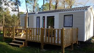 Campings Camping Saint Laurent : photos des chambres